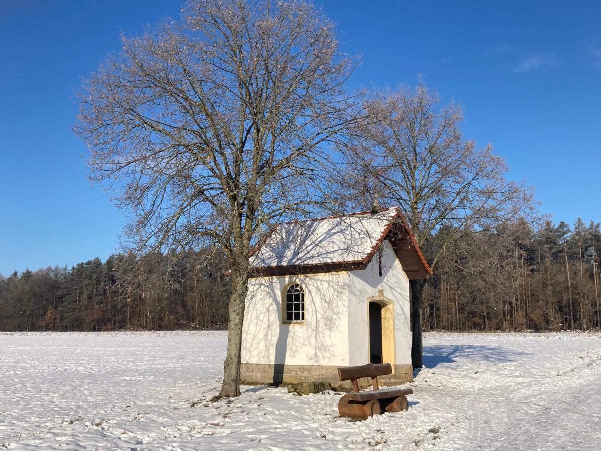 Ferienwohnung Franken Hallerndorf Bagian luar foto